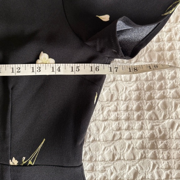 Sugarlips Jenna Floral Midi Dress Black Green Puff Sleeve Women’s Small NWT - Picture 10 of 14